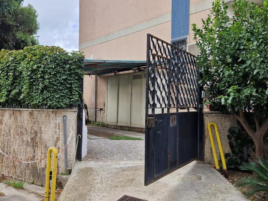 La Casa Di Elenu A Posillipo * Napels